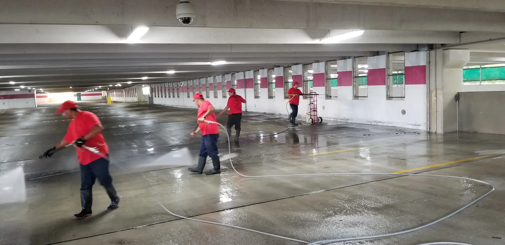 Commercial power washing Bay Area buildings and facilities